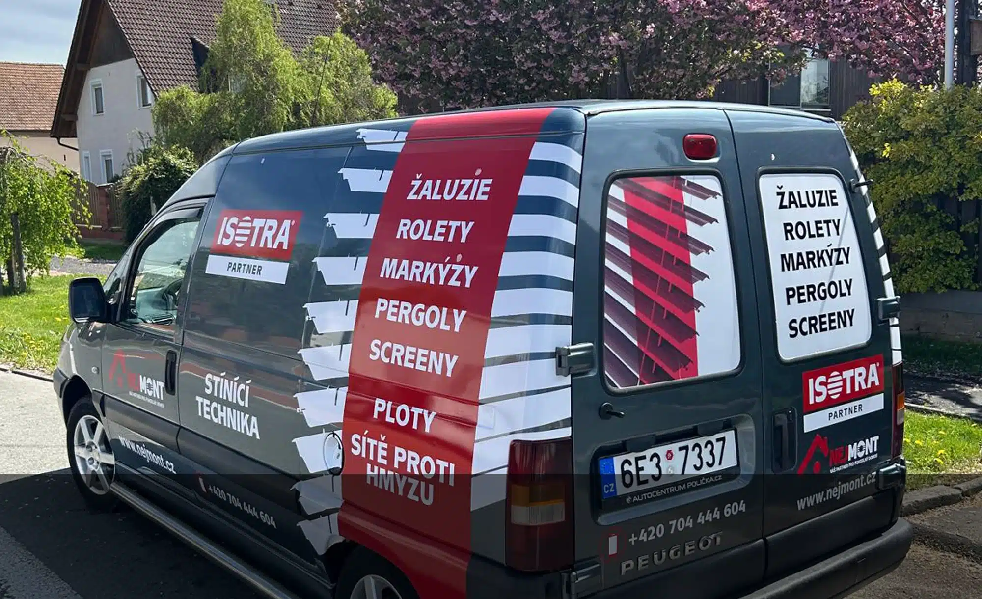 Polep pracovnío vozu pro nejmont.cz